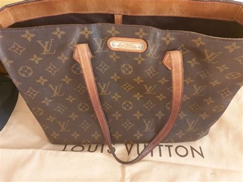 geanta louis vuitton originala|Geantă Louis Vuitton Neverfull de vânzare .